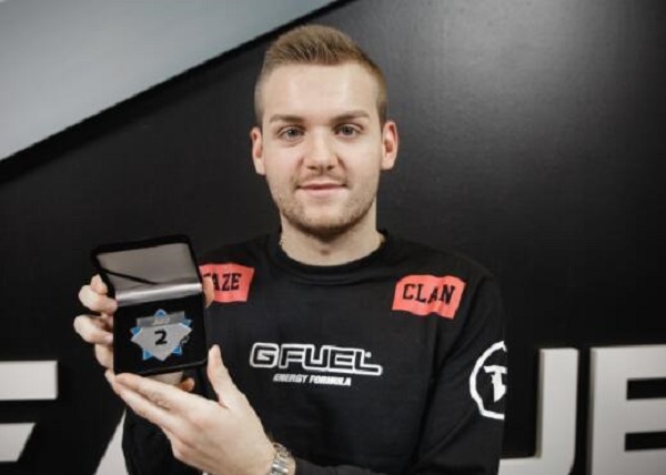 Shaoye 的滑板鞋没有损伤。 climber 的蝎子撑起了他的双钳。 LGD Gaming 击败了 BLG.J